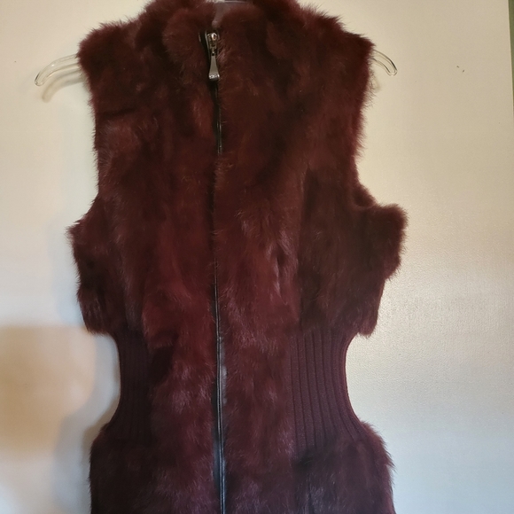 Genuine Merlot Rabbit Fur Vest By Belle Fare - Picture 5 of 12